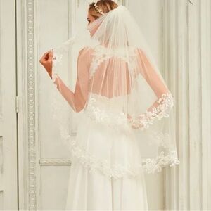 JJ’s House sweep chiffon wedding gown NWT